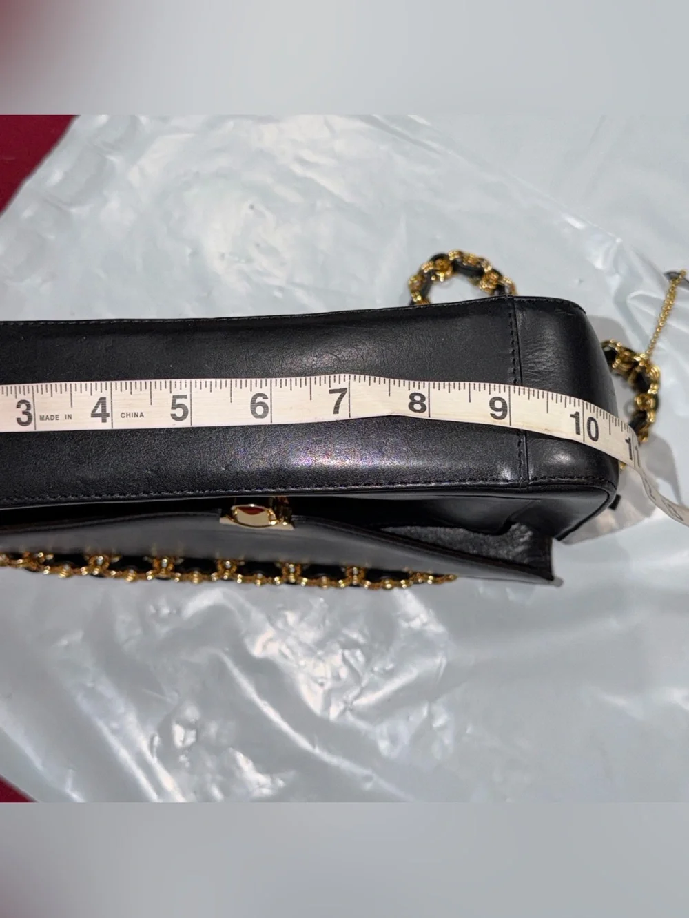 Bloomingdale’s Black Leather Bag Gold Buckle Chain Shoulder Strap Purse Vintage